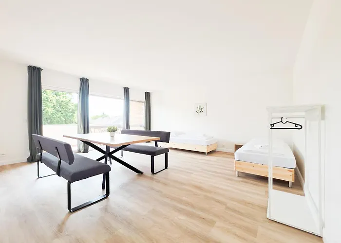 Appartement Tolstov - 3 - Balcony - Kitchen - Washing Machine - Next To Cologne Frechen