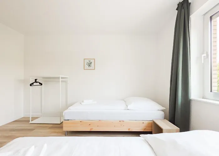 Appartement Tolstov - 3 - Balcony - Kitchen - Washing Machine - Next To Cologne Frechen