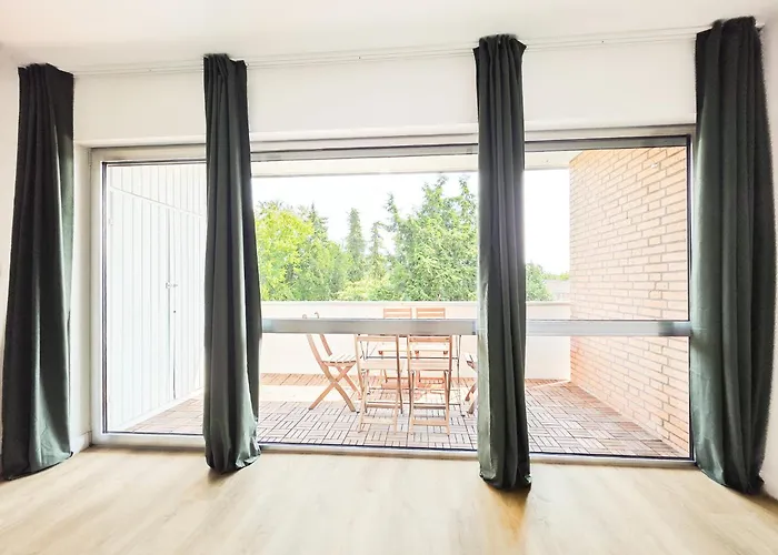 Tolstov - 3 - Balcony - Kitchen - Washing Machine - Next To Cologne Frechen